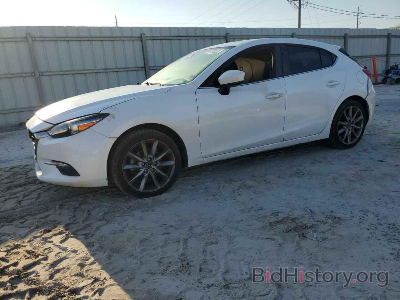 Фотография 3MZBN1M3XJM177929 - MAZDA 3 2018