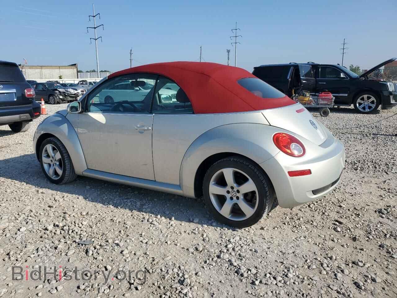 2009 VOLKSWAGEN BEETLE - VIN: 3VWSF31Y79M409309 - Фото 2