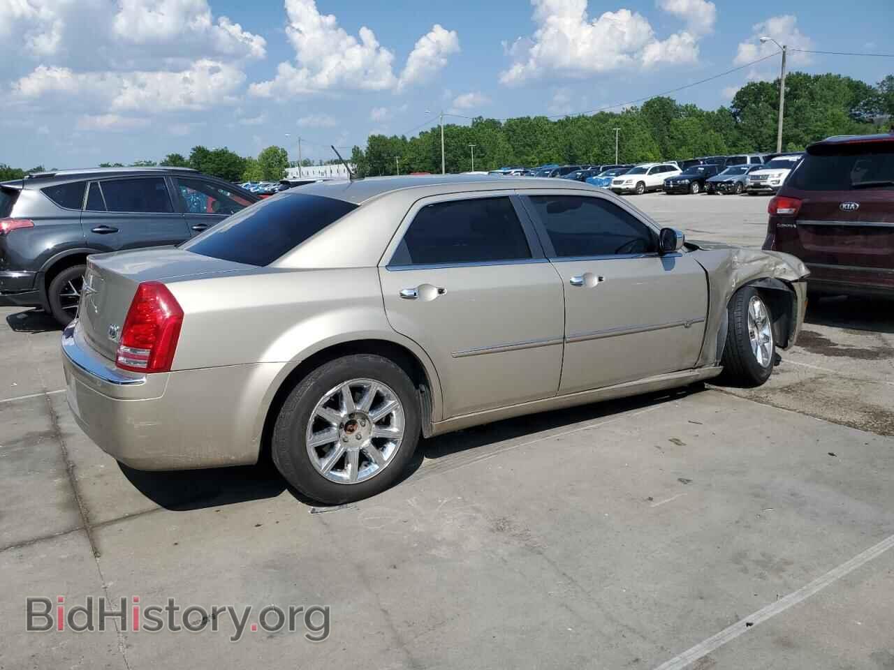 2008 CHRYSLER 300 - VIN: 2C3KA63H88H157961 - Фото 3