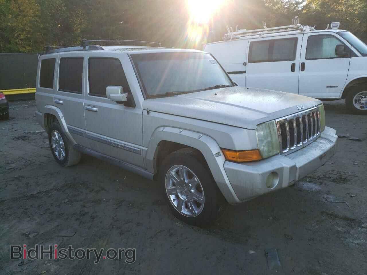 Photo 1J8HG682X8C111133 - JEEP COMMANDER 2008