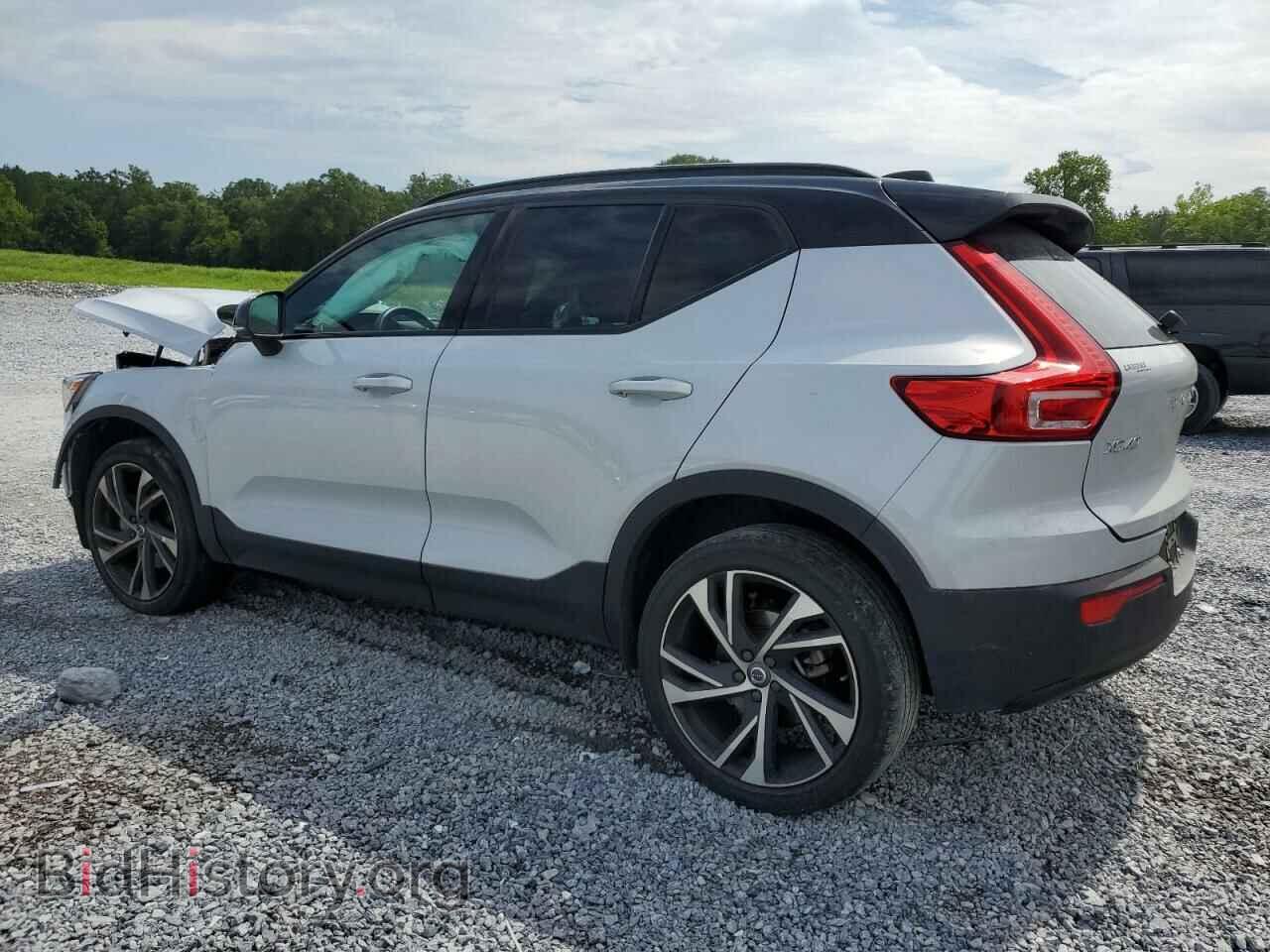 2021 VOLVO XC40 - VIN: YV4162UM6M2467202 - Фото 2