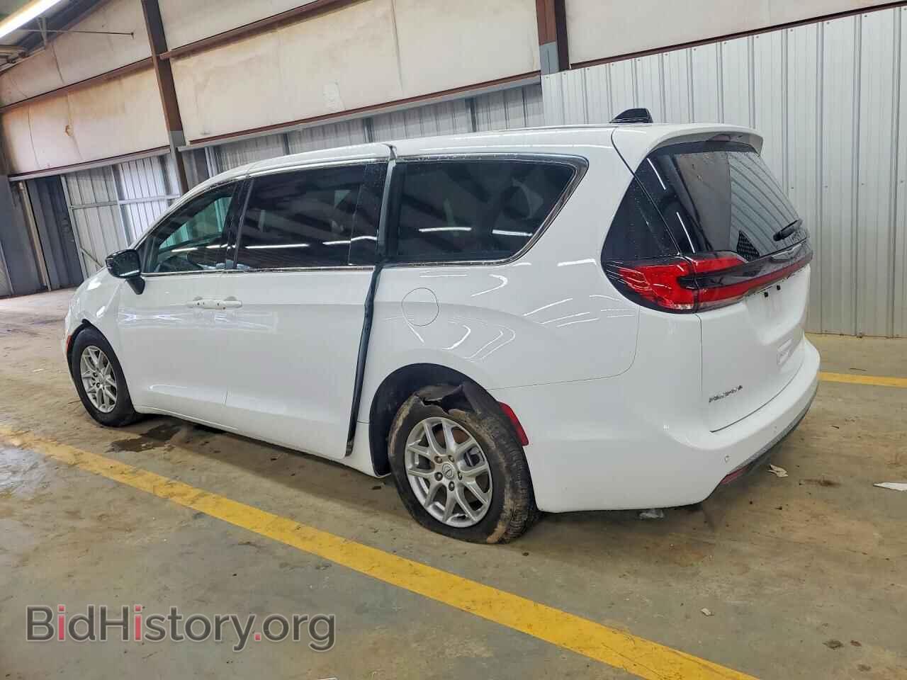 2025 CHRYSLER PACIFICA - VIN: 2C4RC1BG3SR612071 - Photo 2