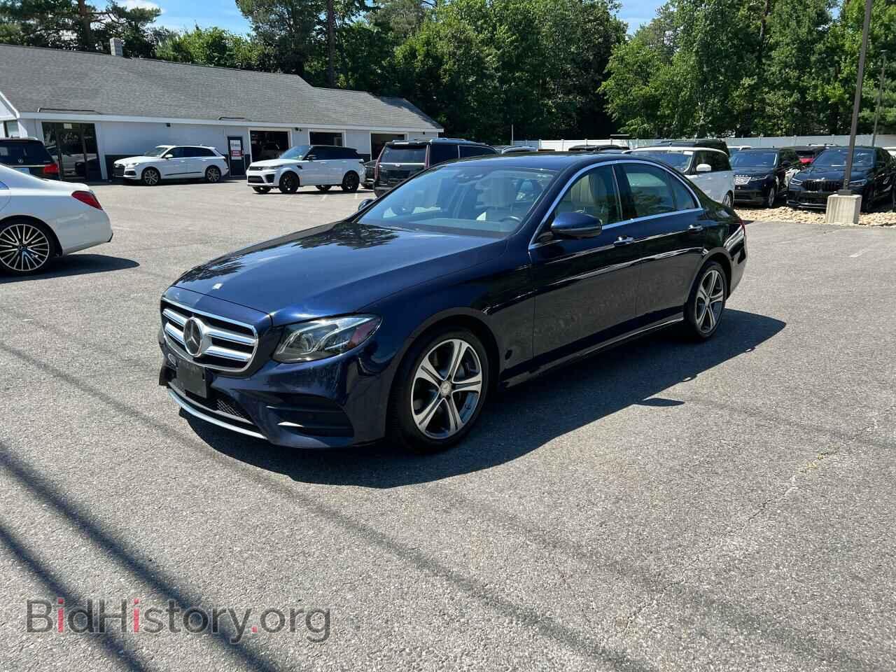 2017 MERCEDES-BENZ E-CLASS - VIN: WDDZF4KB5HA079382 - Фото 2