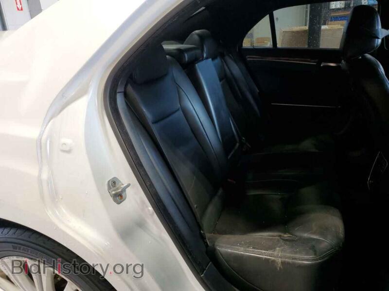 2012 Chrysler 300 (VIN 2C3CCAHG4CH217146) — photo 10 of 12