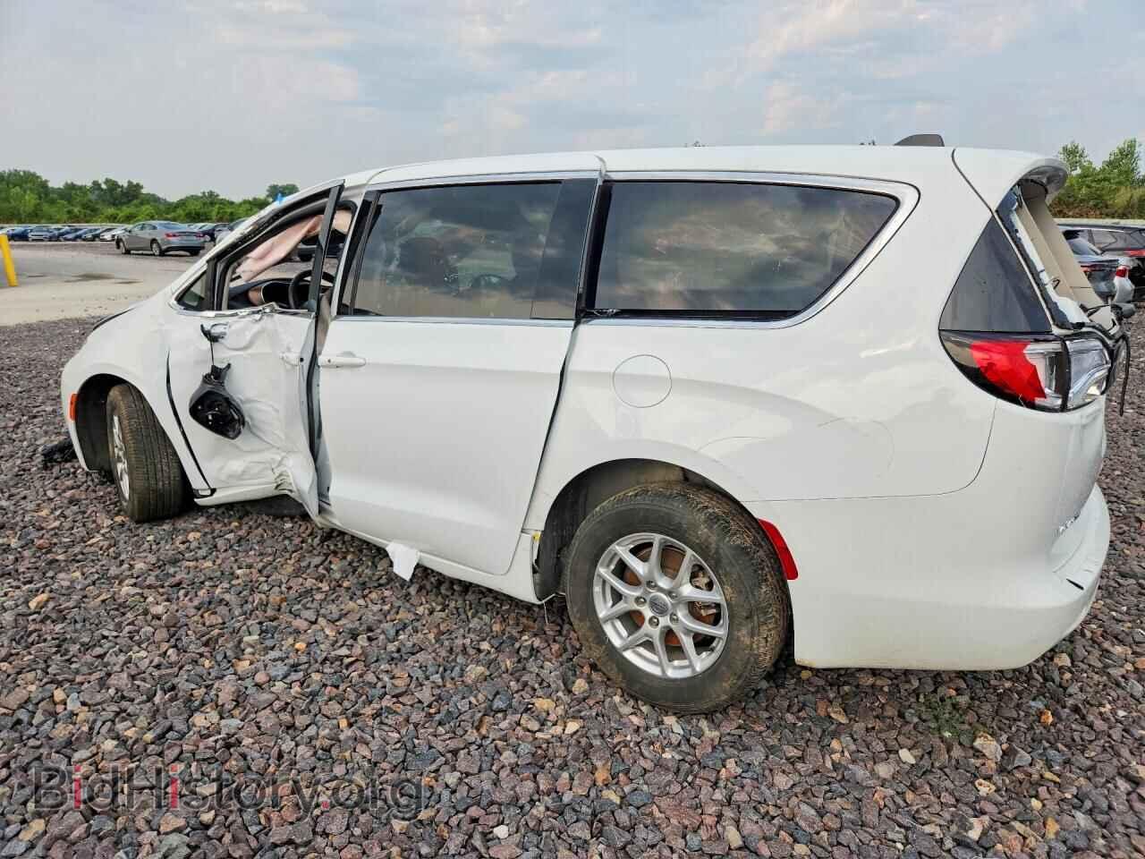 2024 CHRYSLER MINIVAN - VIN: 2C4RC1CG6RR186319 - Photo 2