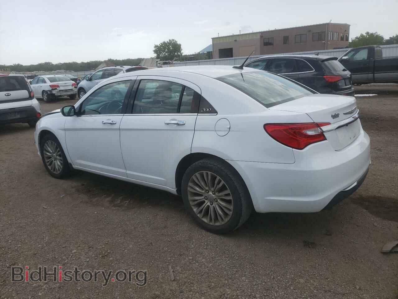 2012 CHRYSLER 200 - VIN: 1C3CCBCG5CN206161 - Фото 2