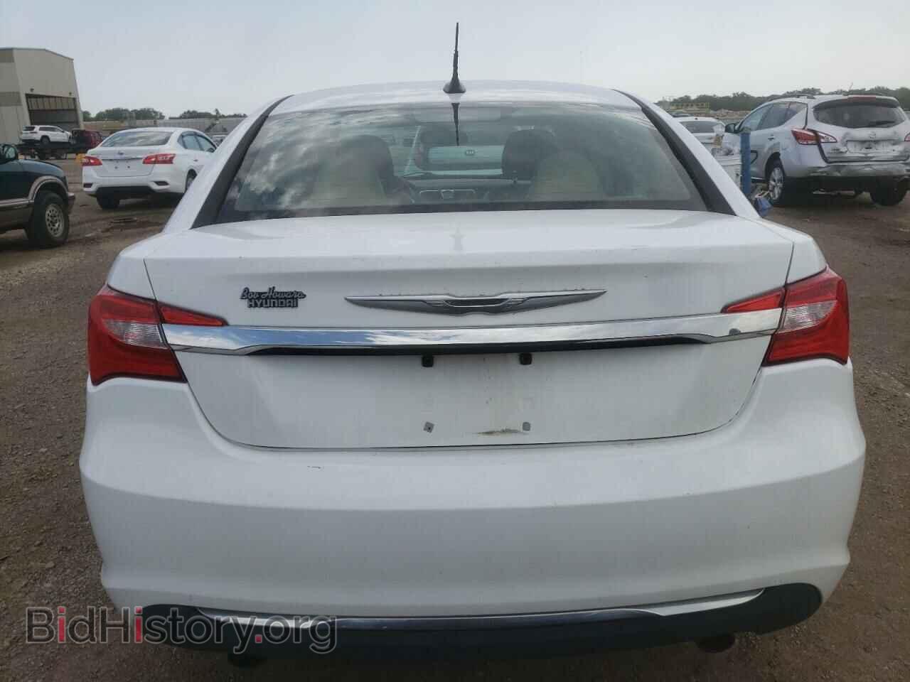 2012 CHRYSLER 200 - VIN: 1C3CCBCG5CN206161 - Фото 6