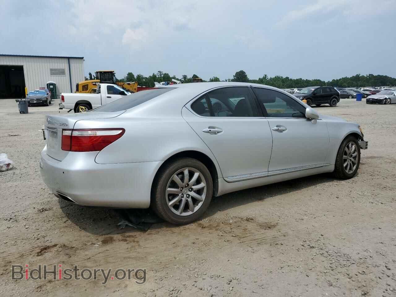 2007 LEXUS LS460 - VIN: JTHBL46F775022026 - Photo 3
