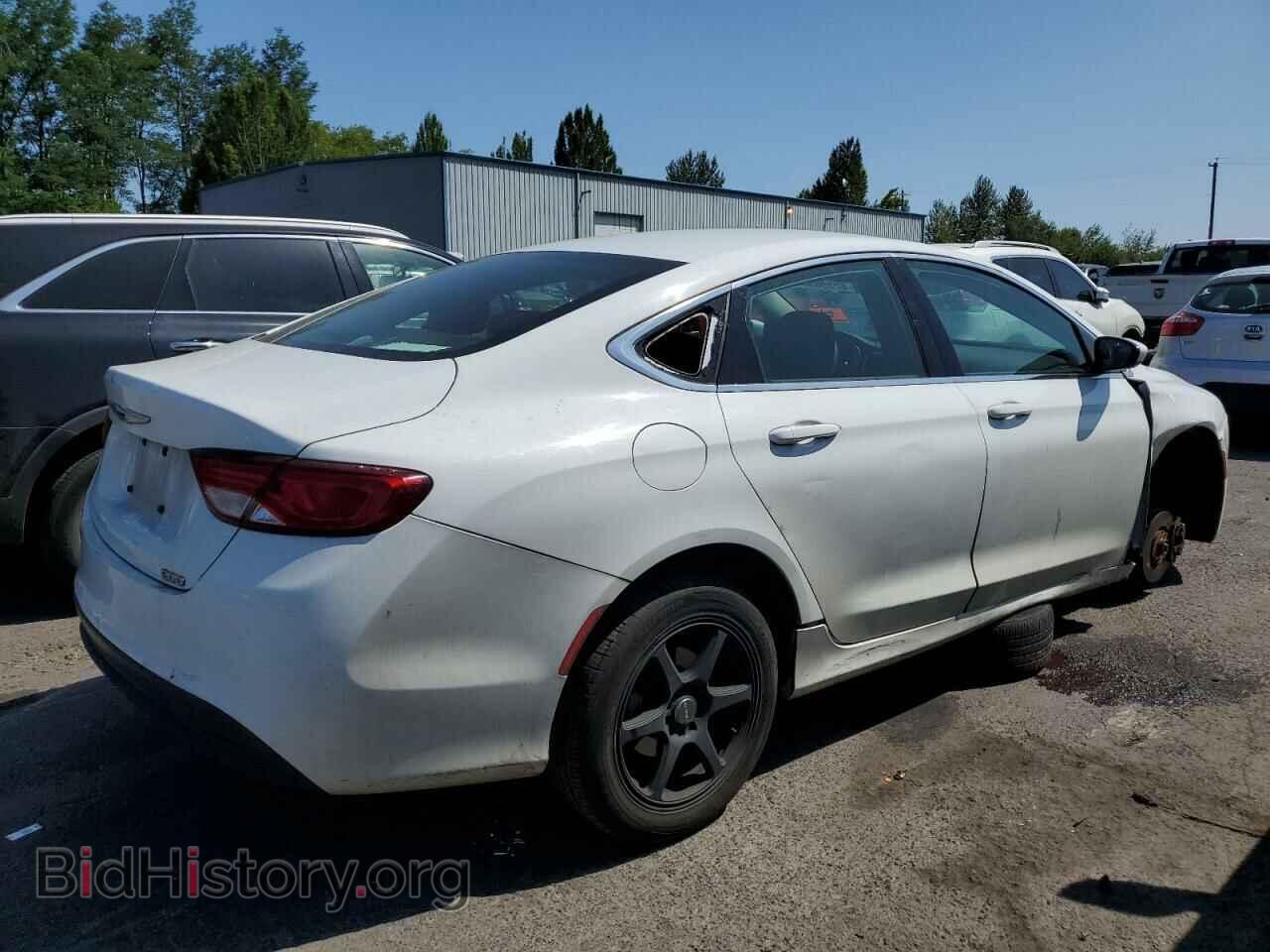 2015 CHRYSLER 200 - VIN: 1C3CCCFB2FN634733 - Фото 3