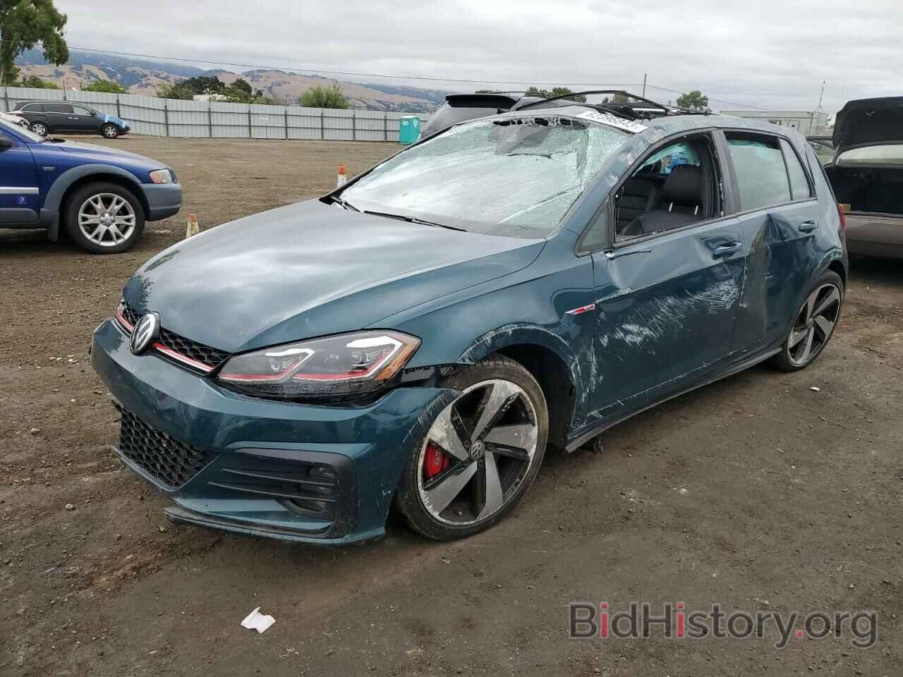 Photo 3VW5T7AU8KM026978 - VOLKSWAGEN GTI 2019