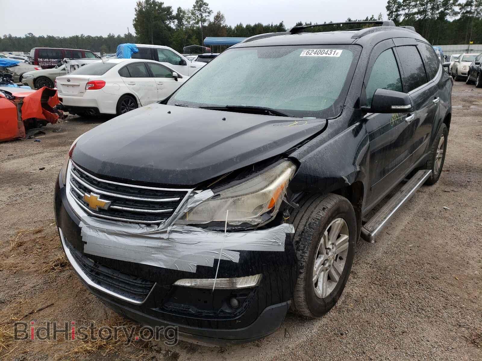 2013 CHEVROLET TRAVERSE - VIN: 1GNKRJKD2DJ120667 - Фото 2
