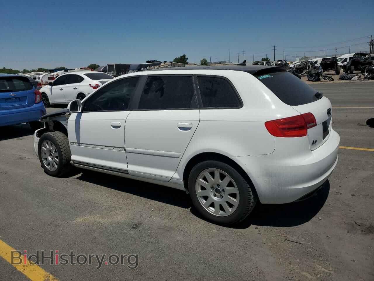 2010 AUDI A3 - VIN: WAUKJAFM1AA054132 - Фото 2