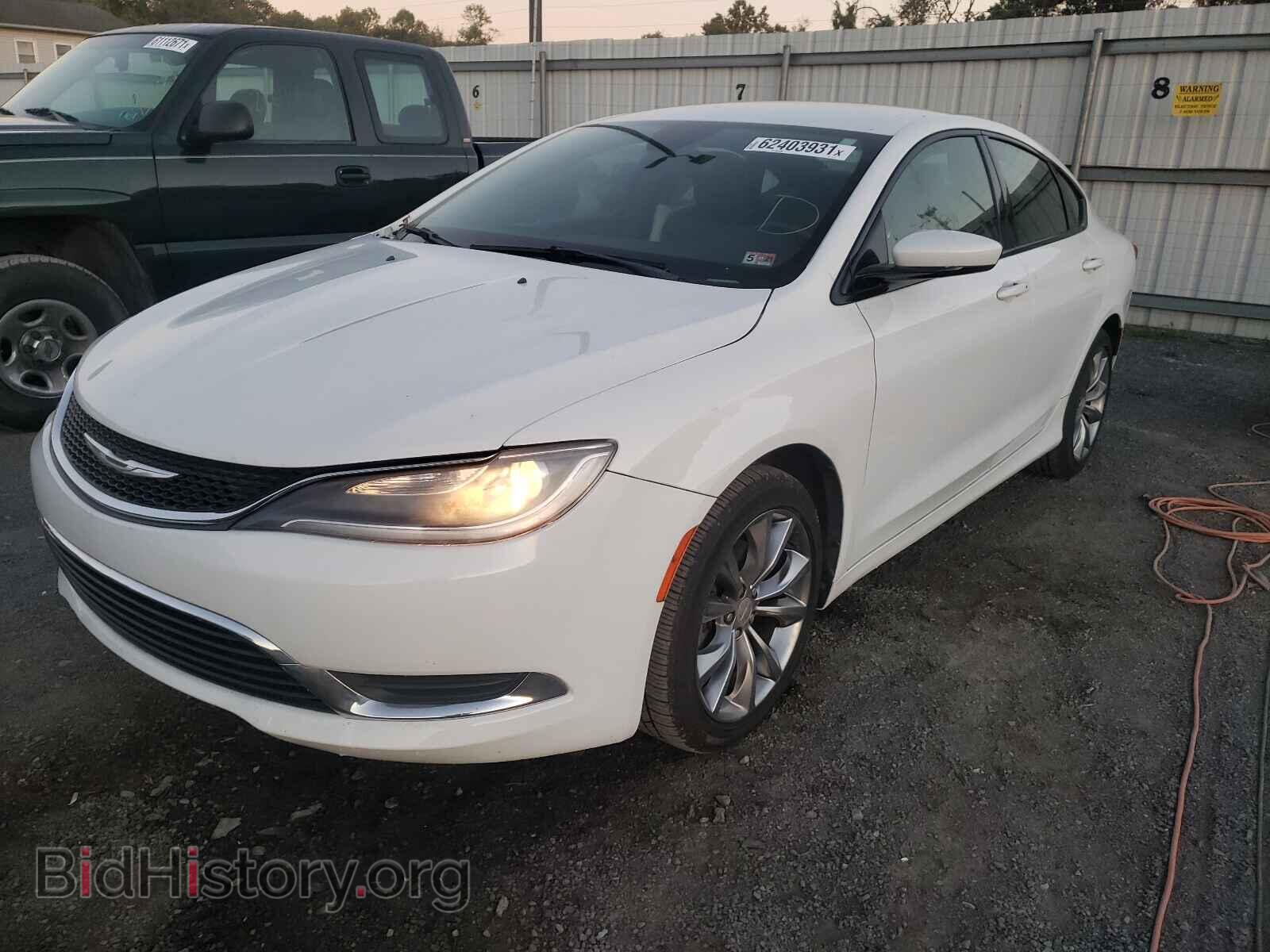 2016 CHRYSLER 200 - VIN: 1C3CCCBB3GN125774 - Фото 2
