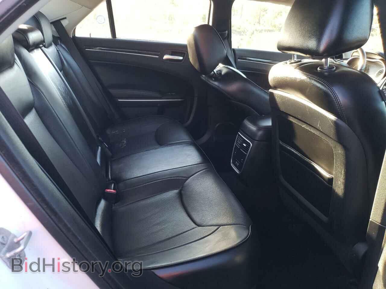 2019 CHRYSLER 300 - VIN: 2C3CCAEG8KH559962 - Фото 6