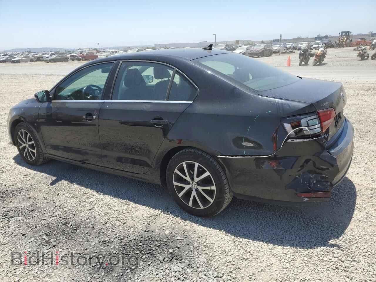 2017 VOLKSWAGEN JETTA - VIN: 3VWDB7AJ7HM229650 - Фото 2