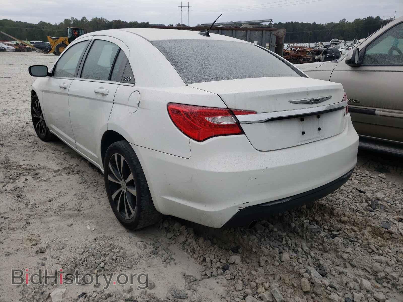 2012 CHRYSLER 200 - VIN: 1C3CCBBG3CN288845 - Фото 3