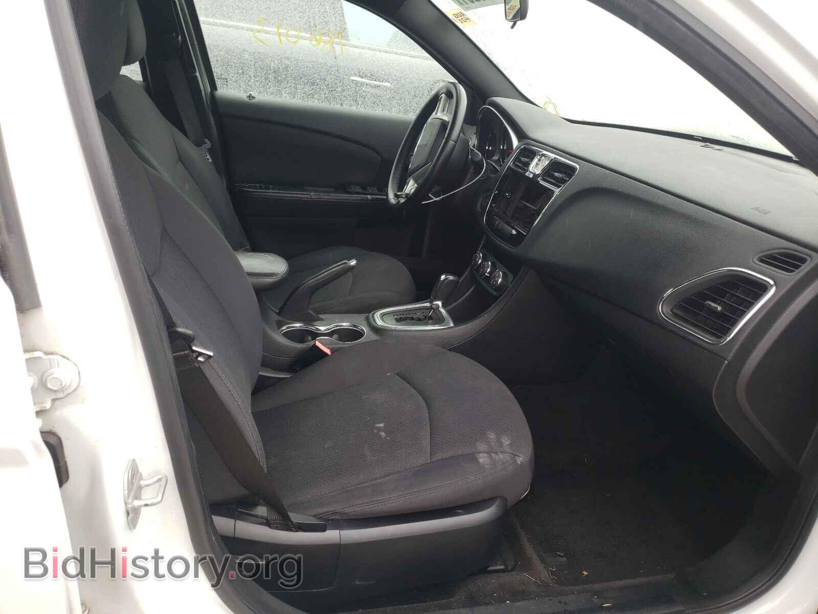 2012 CHRYSLER 200 - VIN: 1C3CCBBG3CN288845 - Фото 5