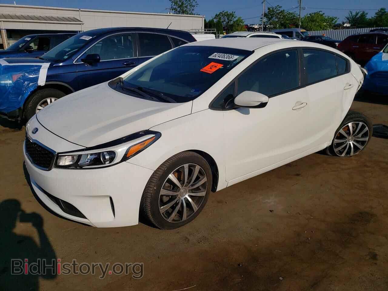 Фотография 3KPFK4A75HE083001 - KIA FORTE 2017