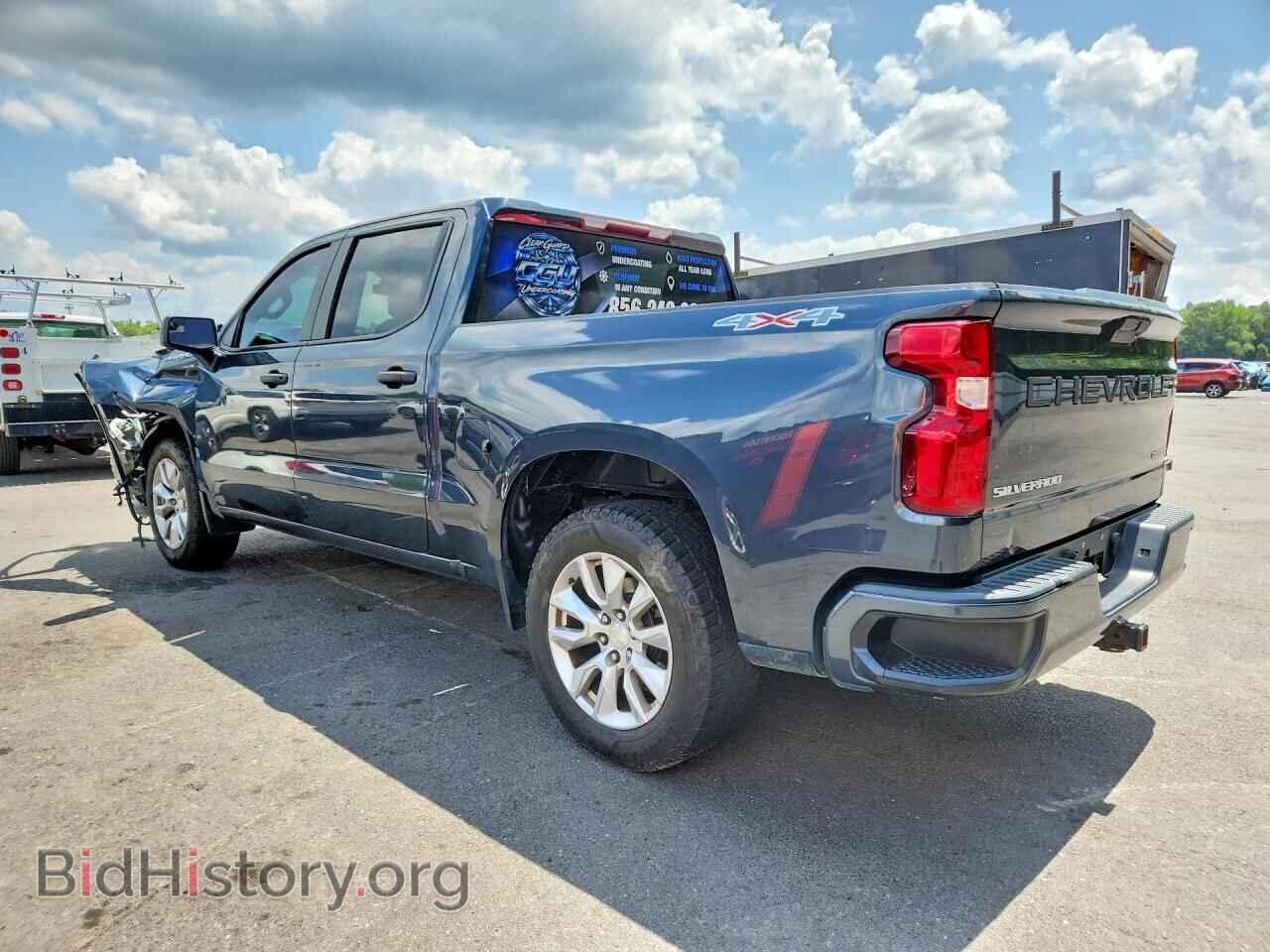2019 CHEVROLET SILVERADO - VIN: 1GCPYBEH7KZ366862 - Фото 2