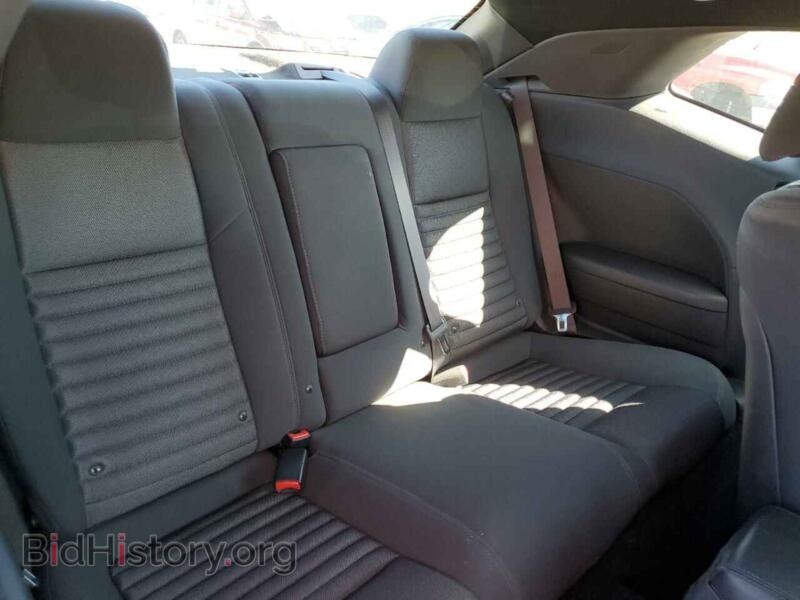 2012 Dodge CHALLENGER (VIN 2C3CDYAG6CH292639) — photo 6 of 10