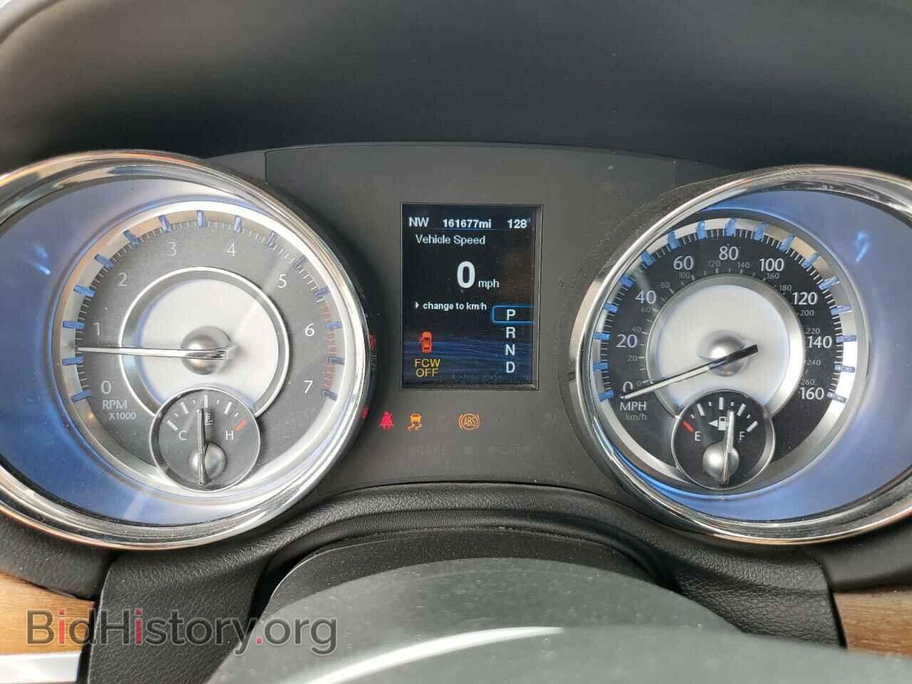 2012 CHRYSLER 300 - VIN: 2C3CCAPT3CH238102 - Фото 9