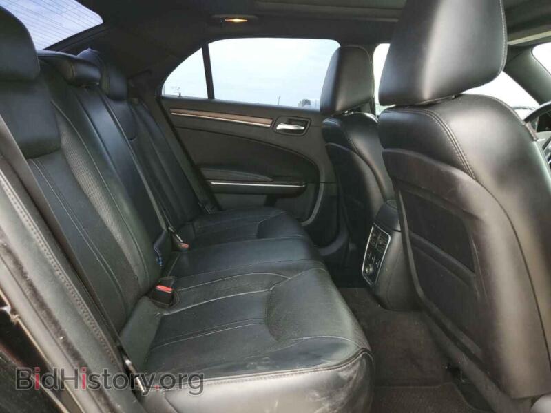 2012 Chrysler 300 (VIN 2C3CCAPT3CH238102) — photo 10 of 12