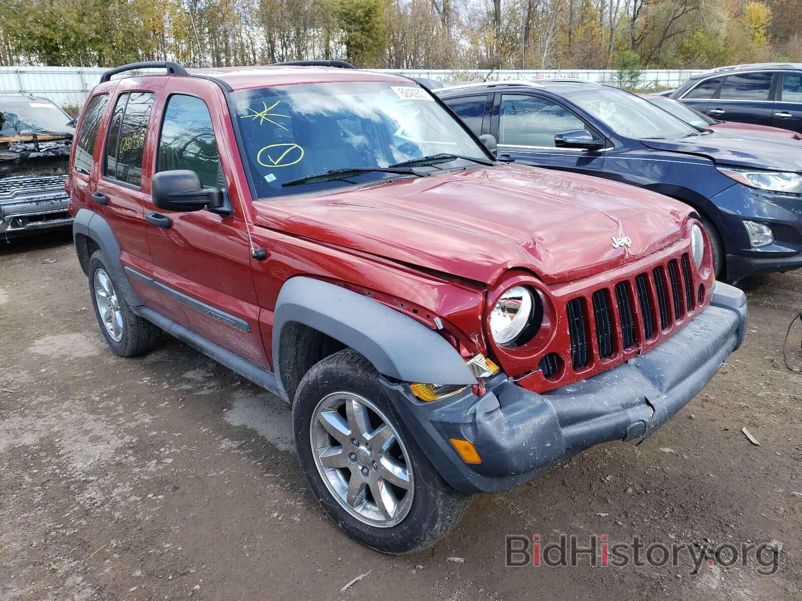 Photo 1J4GL48KX7W540220 - JEEP LIBERTY 2007