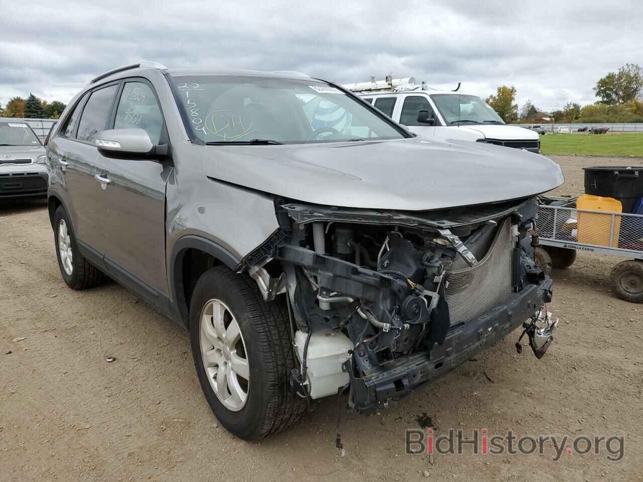 Photo 5XYKT3A6XCG263647 - KIA SORENTO 2012