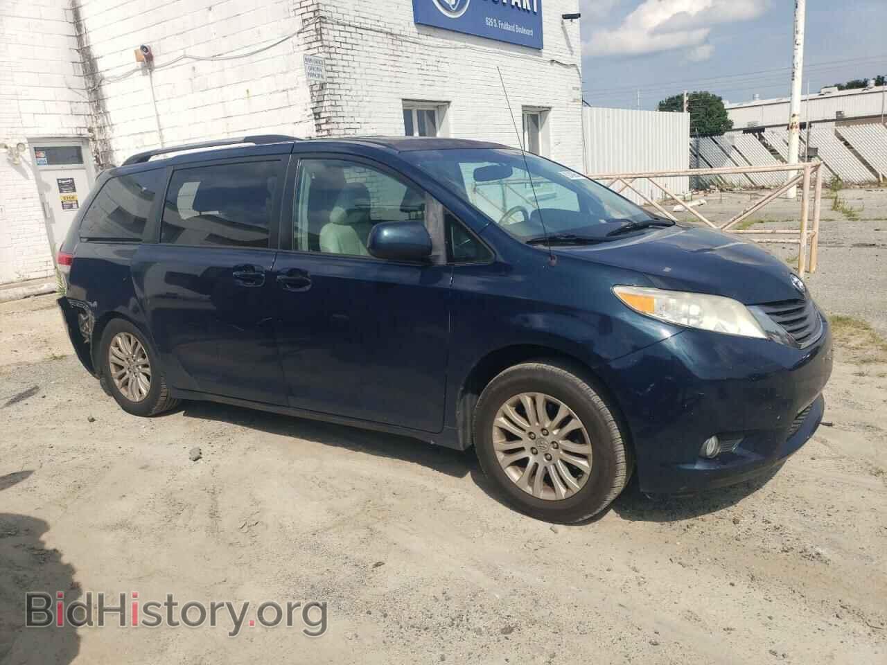 2011 TOYOTA All Models - VIN: 5TDYK3DCXBS136610 - Фото 4