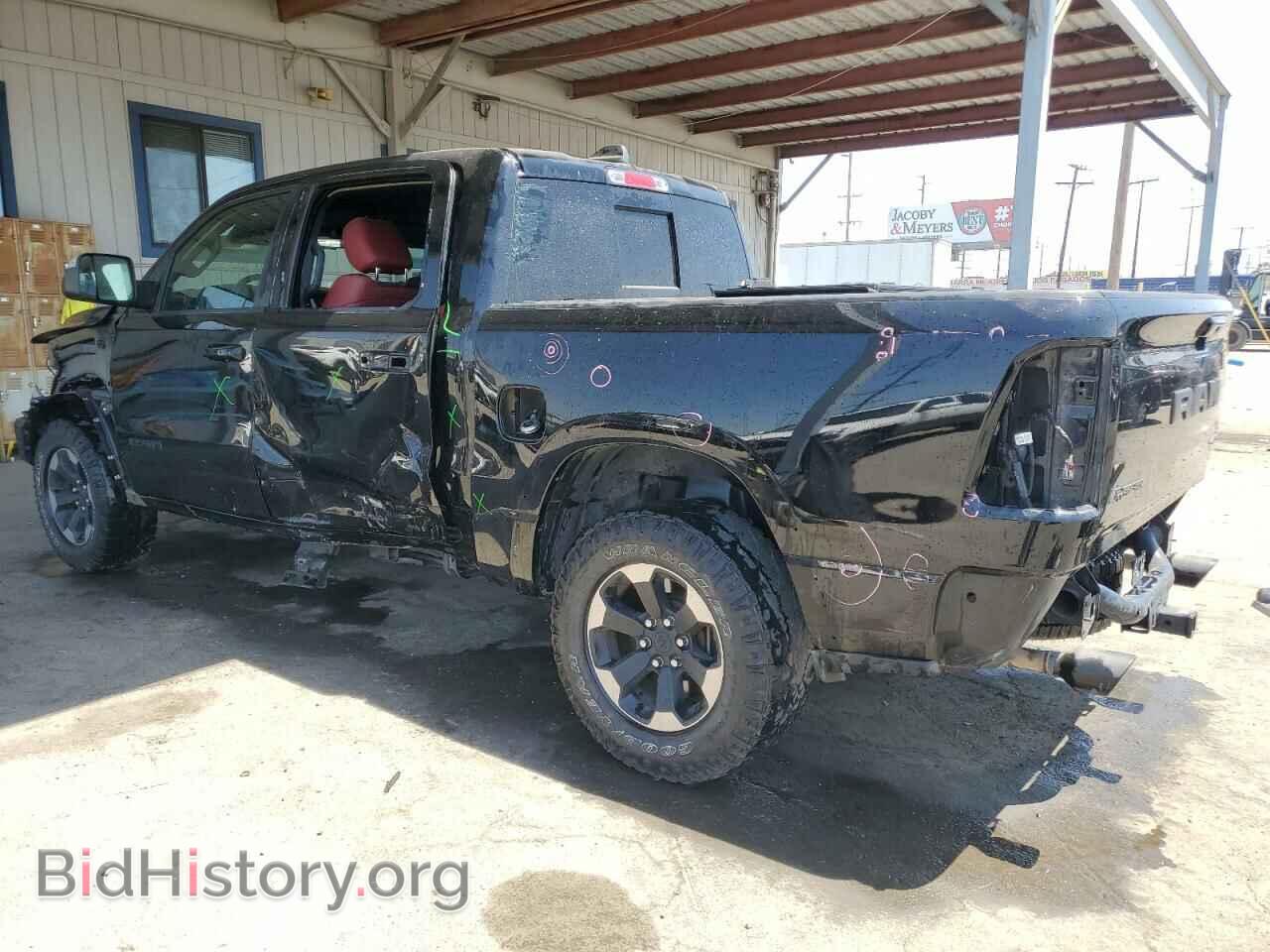 2019 RAM 1500 - VIN: 1C6SRFLT1KN584123 - Фото 2
