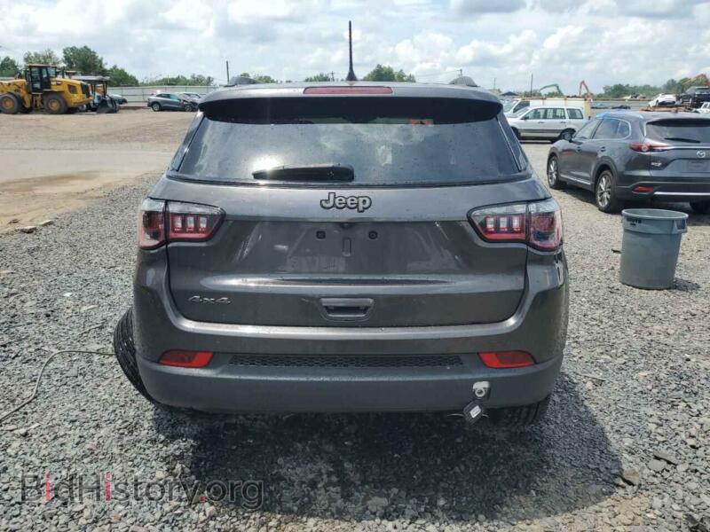2021 Jeep COMPASS (VIN 3C4NJDEB9MT550357) — фото 6 из 13