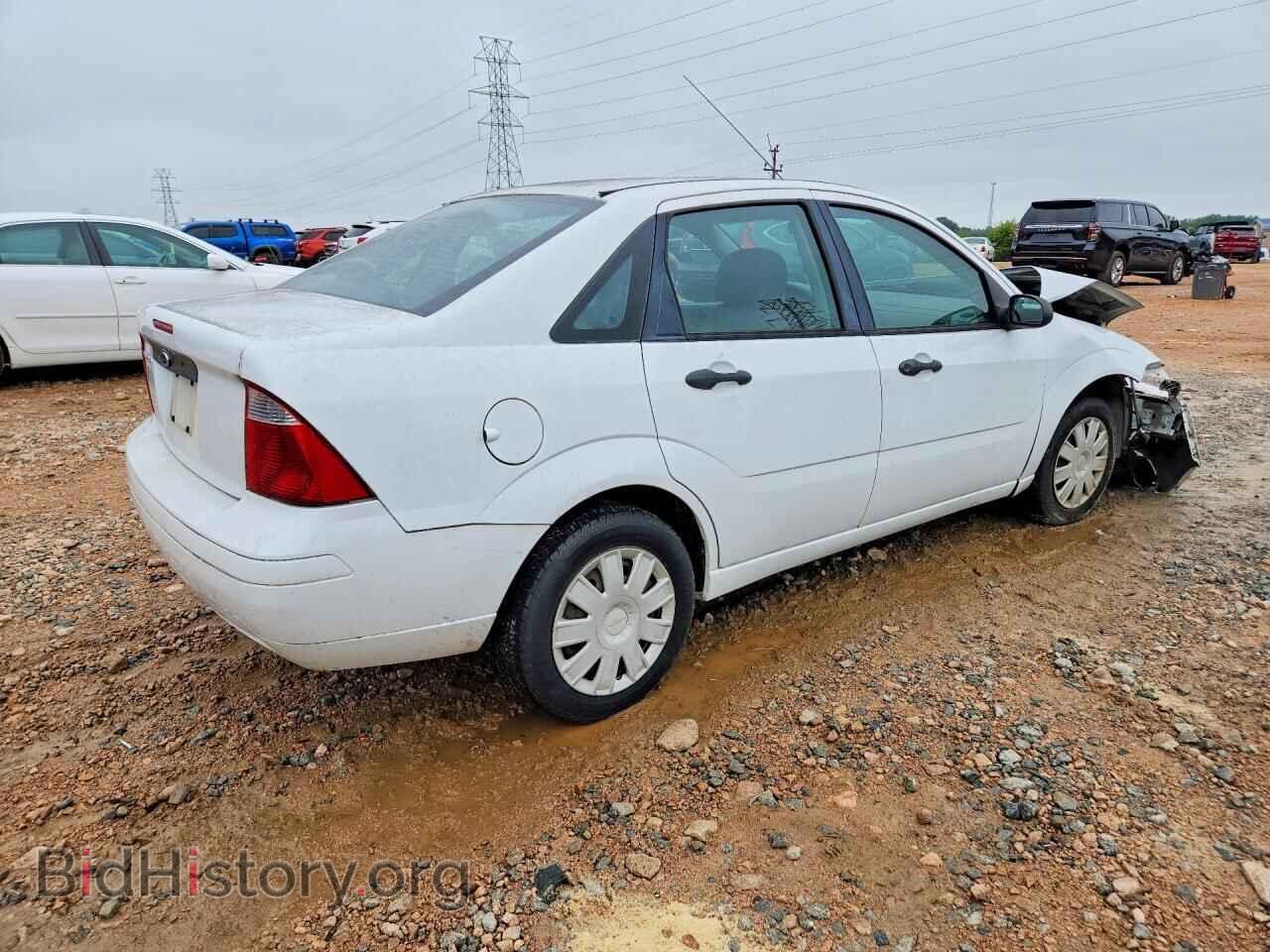 2007 FORD FOCUS - VIN: 1FAFP34N67W150561 - Фото 3