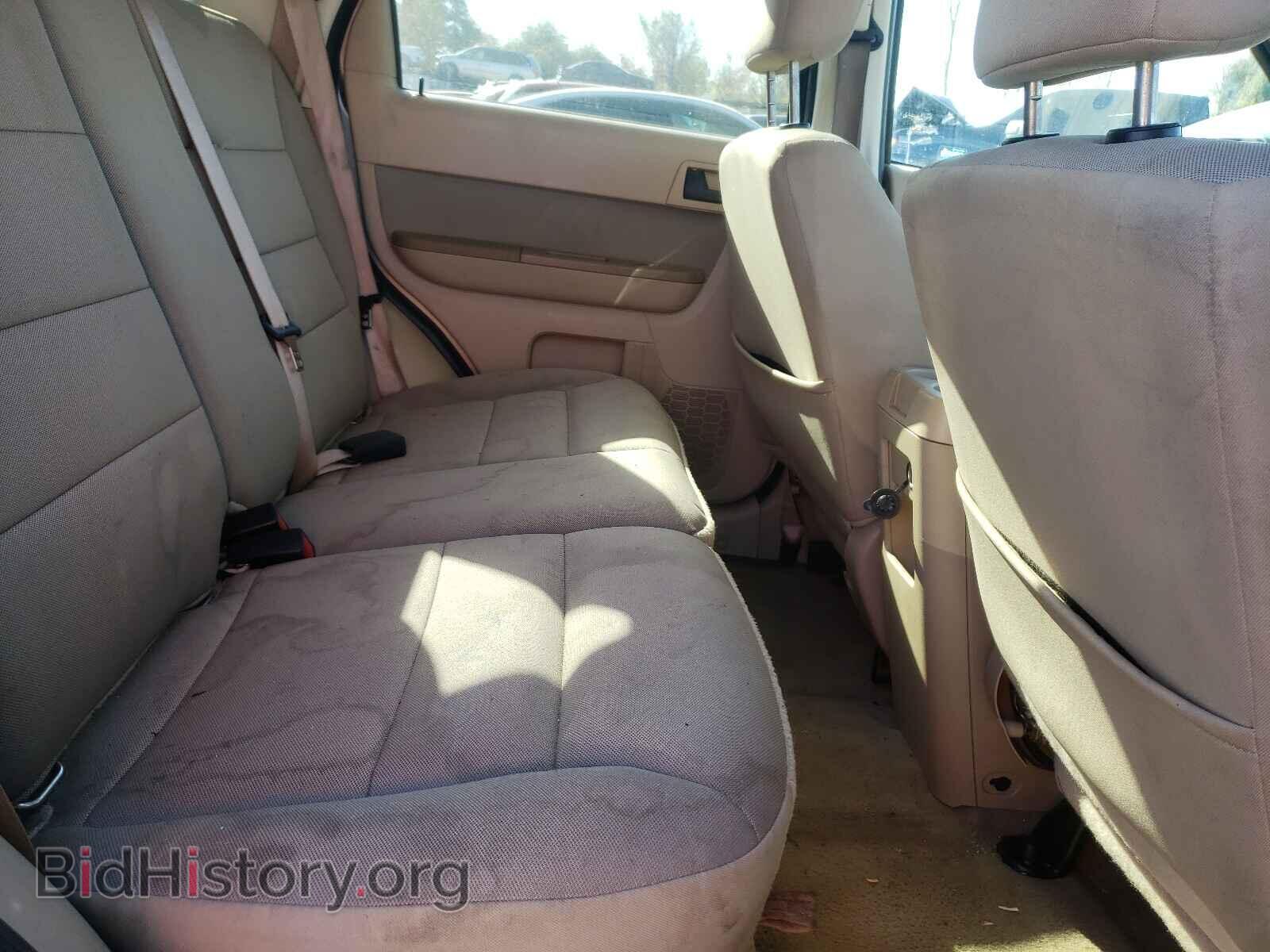 2011 FORD ESCAPE - VIN: 1FMCU0D75BKB52500 - Фото 6