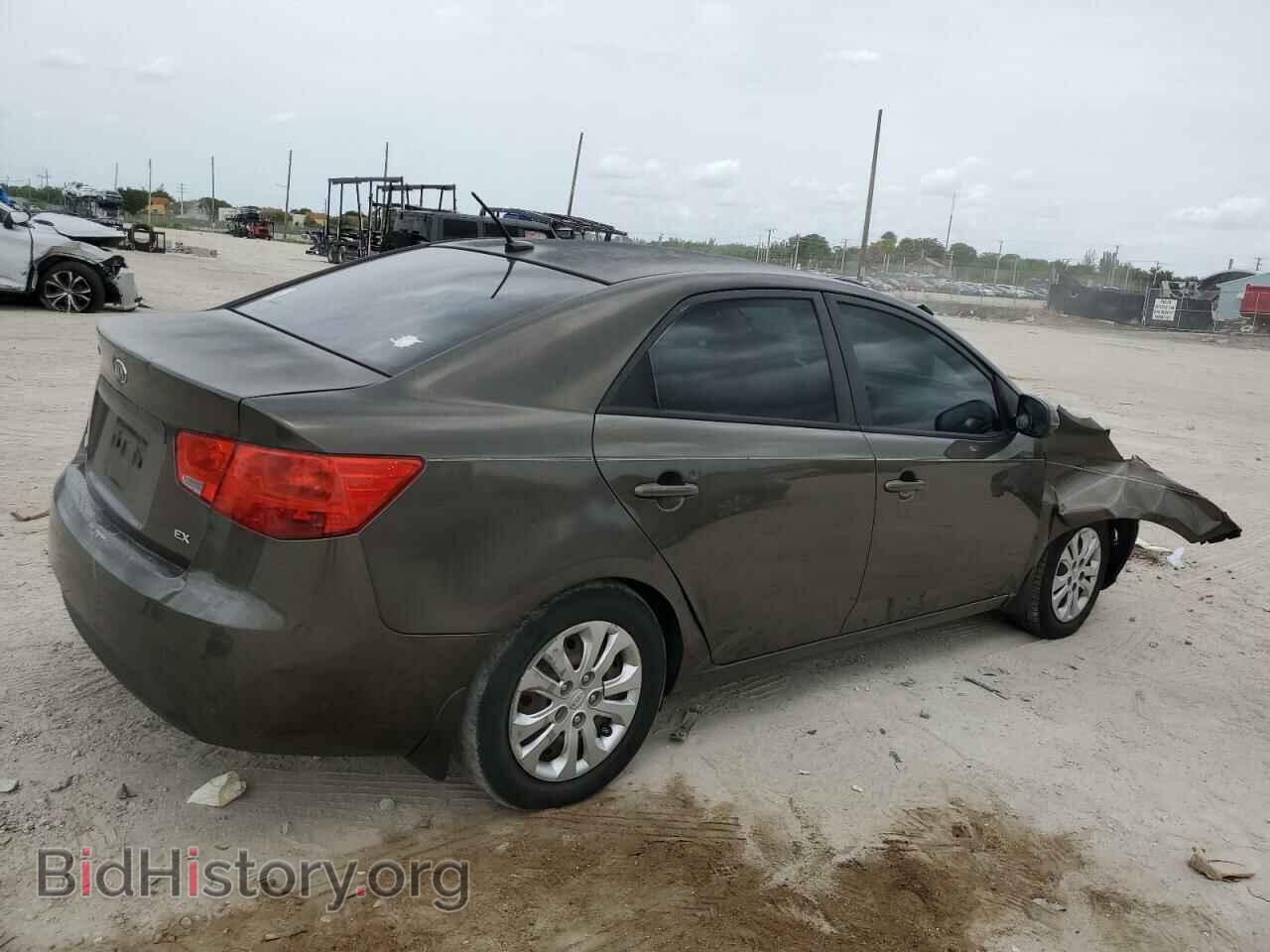 2011 KIA FORTE - VIN: KNAFU4A29B5460251 - Фото 3