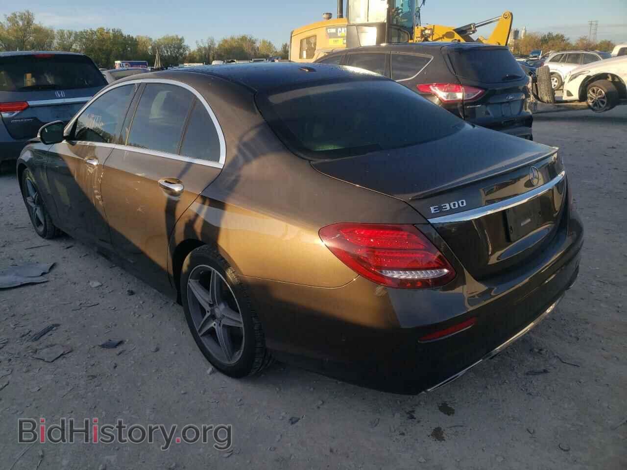 2017 MERCEDES-BENZ E-CLASS - VIN: WDDZF4KB9HA162314 - Фото 3