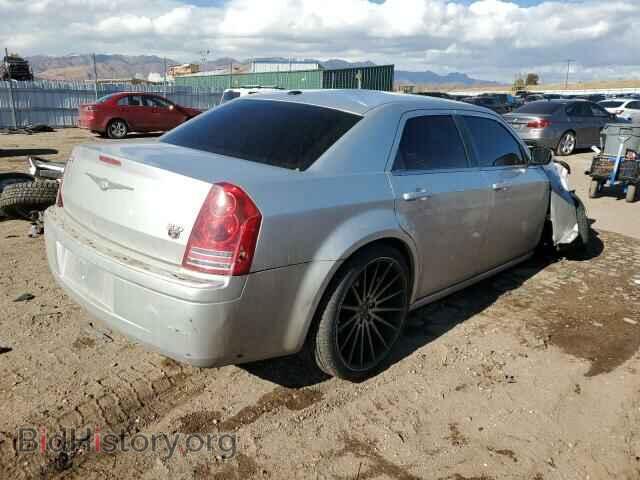 2010 CHRYSLER 300 - VIN: 2C3CA2CV0AH329909 - Фото 3