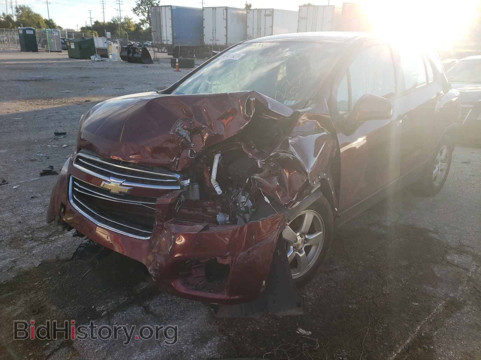 2016 CHEVROLET TRAX - VIN: 3GNCJNSBXGL262084 - Фото 2