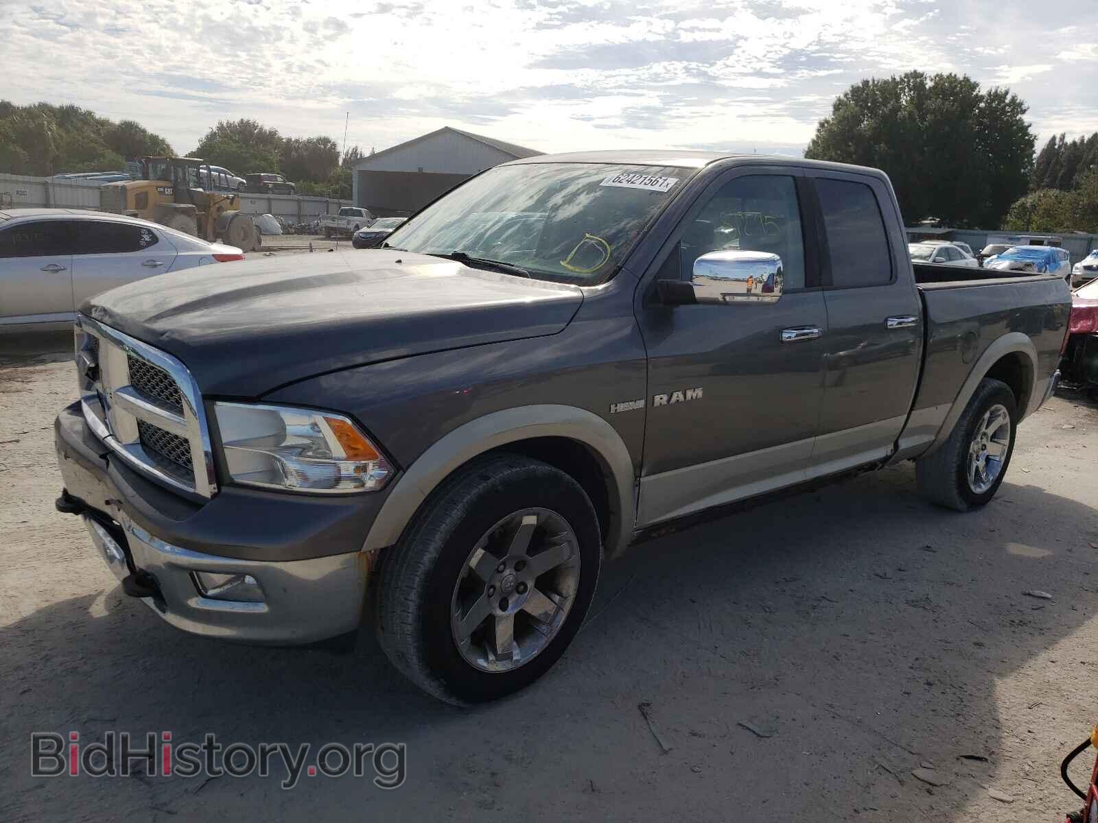 2010 DODGE RAM 1500 - VIN: 1D7RV1GT1AS144635 - Фото 2