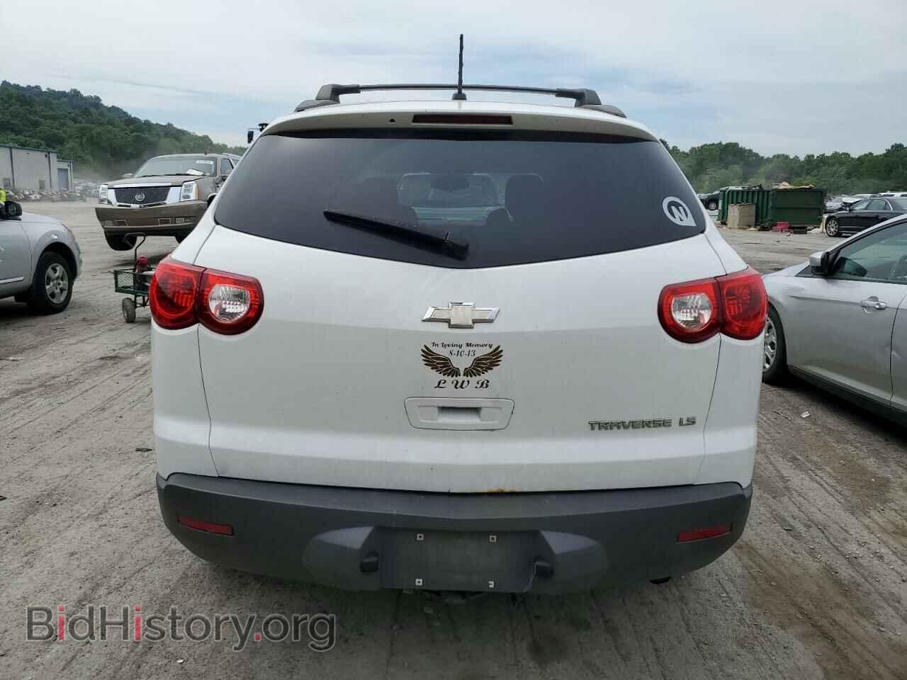 2010 CHEVROLET TRAVERSE - VIN: 1GNLREED3AS136972 - Фото 6