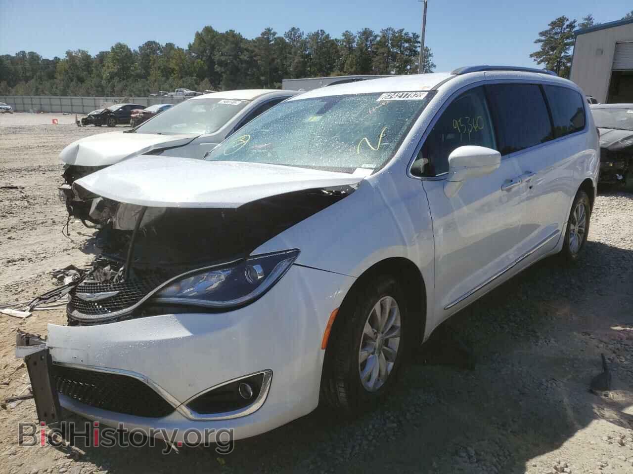 2019 CHRYSLER PACIFICA - VIN: 2C4RC1BG9KR650615 - Photo 2