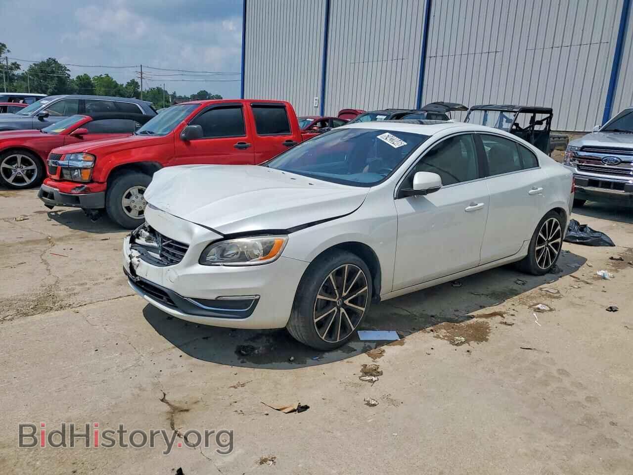 Фотография YV1612TK3G2396644 - VOLVO S60 2016