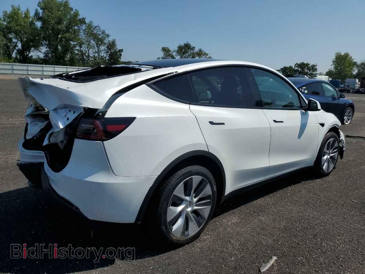 2024 TESLA MODEL Y - VIN: 7SAYGDEE3RA283390 - Фото 3