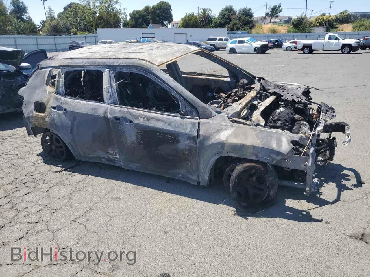 2019 JEEP COMPASS - VIN: 3C4NJCAB5KT727161 - Фото 4