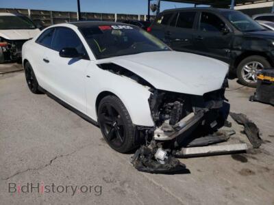 2014 Audi A5 A5 Premium, белый — VIN WAULFAFR8EA006408, Copart