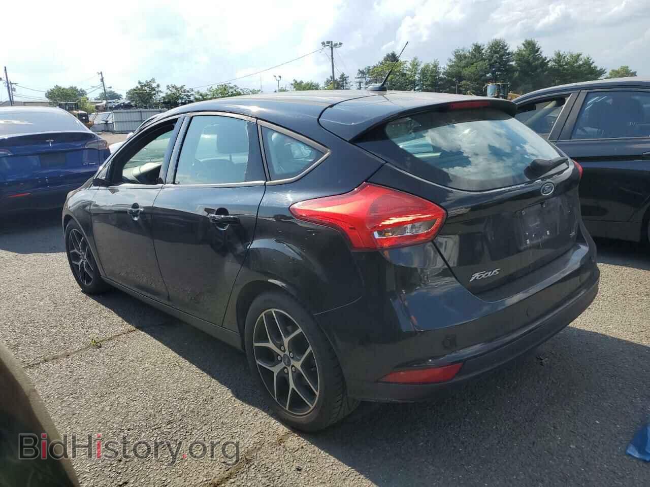 2017 FORD FOCUS - VIN: 1FADP3M2XHL250811 - Фото 2