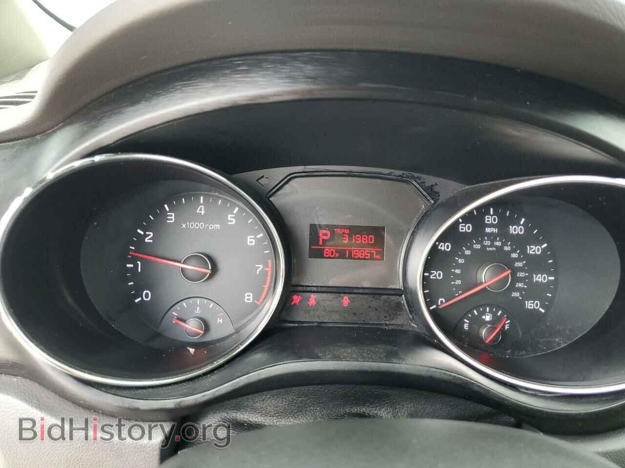 2016 KIA All Models - VIN: KNDMB5C13G6150575 - Фото 9