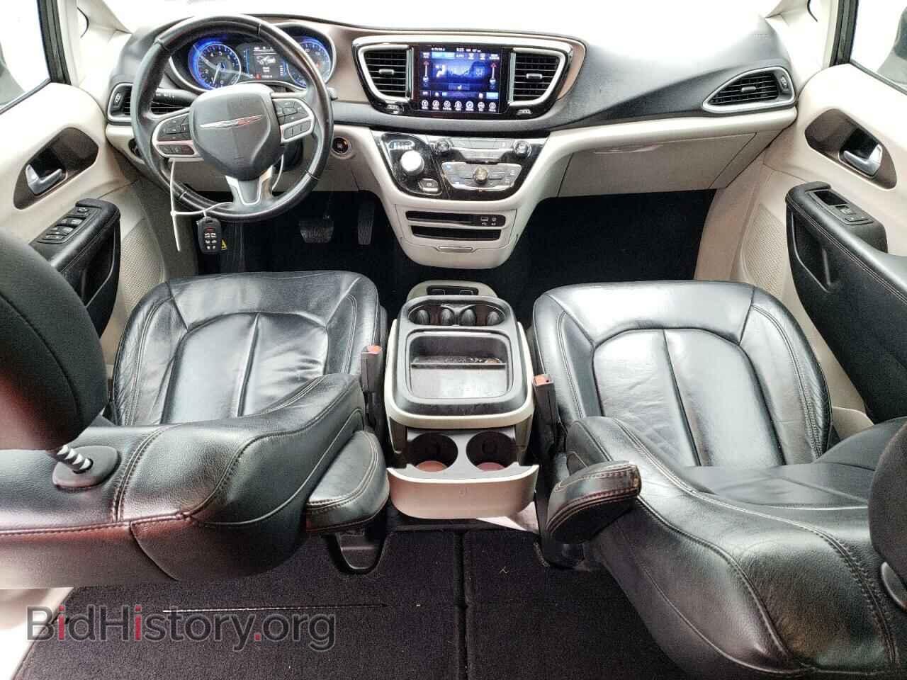 2017 CHRYSLER PACIFICA - VIN: 2C4RC1BG3HR667645 - Photo 8