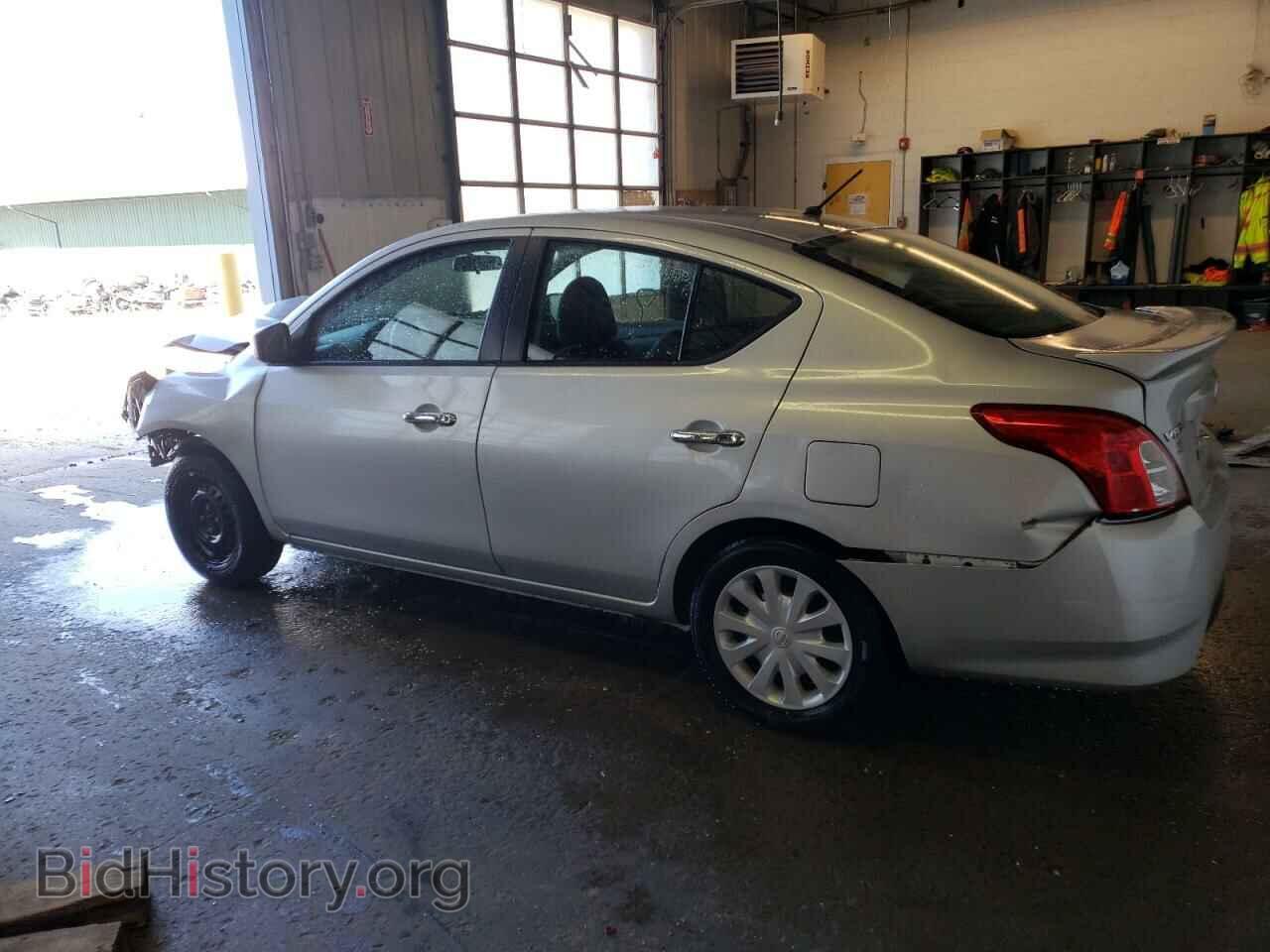 2019 NISSAN VERSA - VIN: 3N1CN7AP3KL817586 - Фото 2