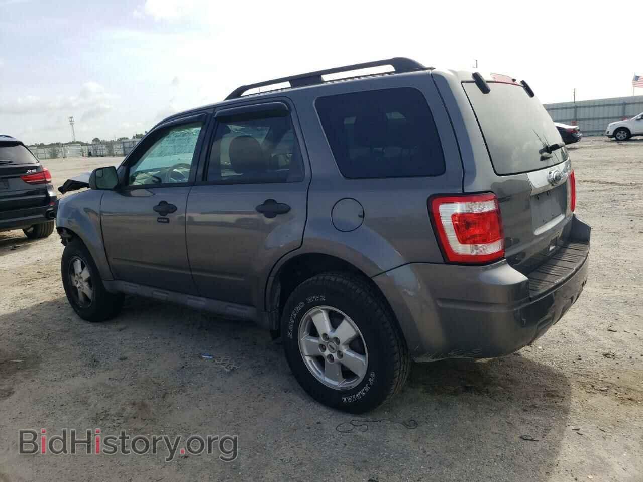 2011 FORD ESCAPE - VIN: 1FMCU9D78BKC54815 - Фото 2