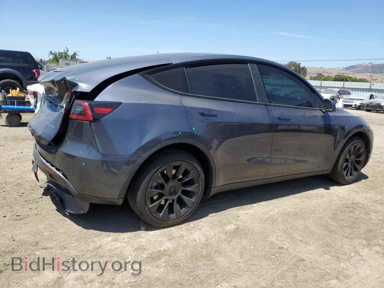 2023 TESLA MODEL Y - VIN: 7SAYGDEE7PF585202 - Photo 3